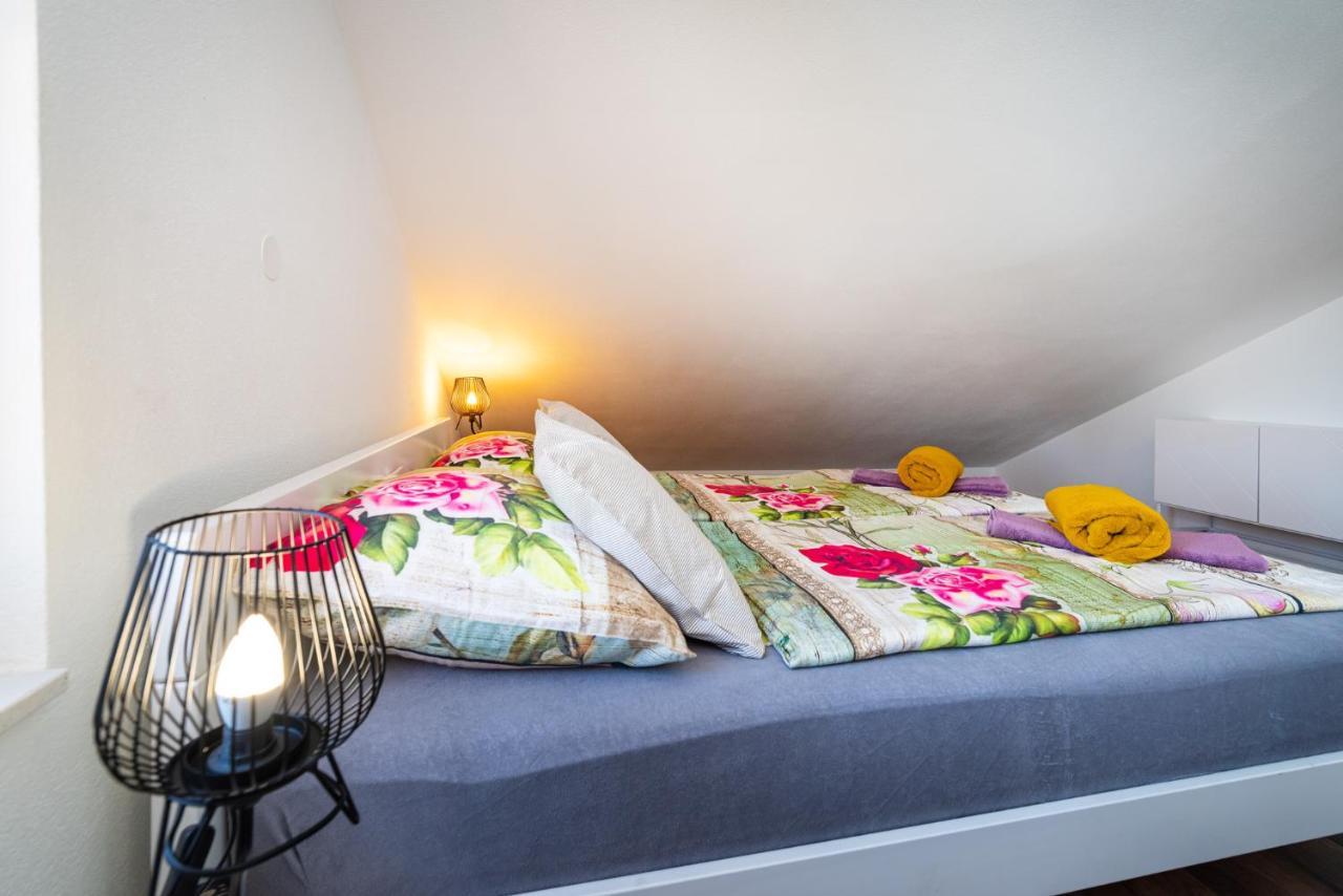 Apartments Junior Задар Экстерьер фото
