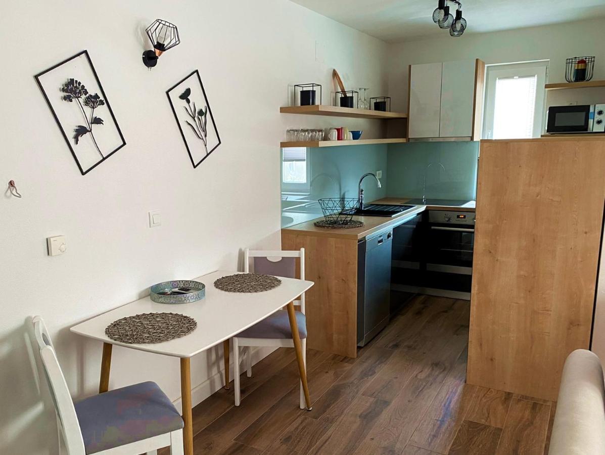 Apartments Junior Задар Экстерьер фото